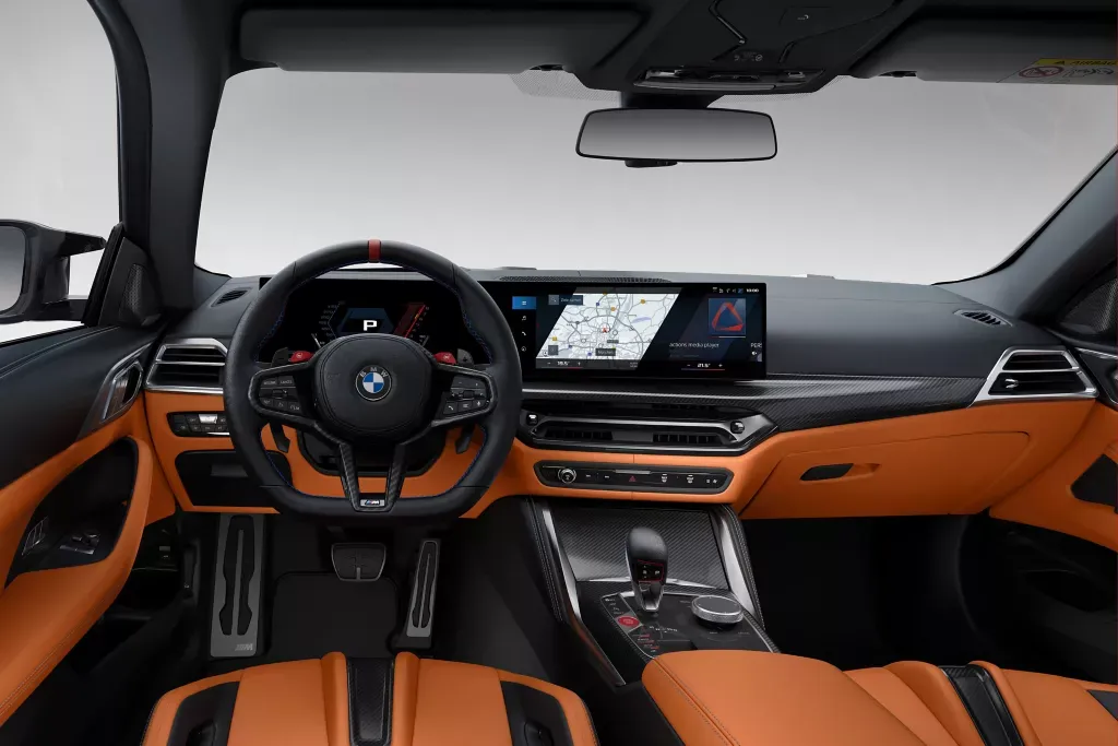 BMW Curved Display: simply everything in view.